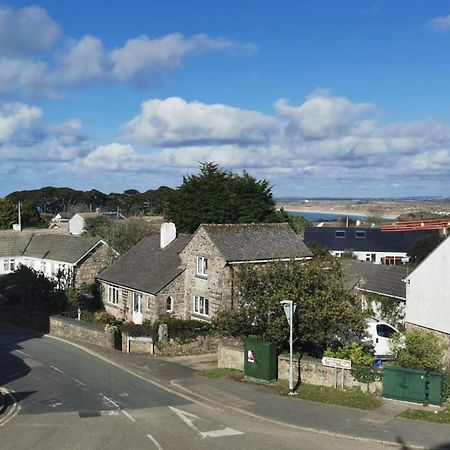 Апартаменты Seashells At 2 Trencrom Court St Ives Carbis Bay Экстерьер фото