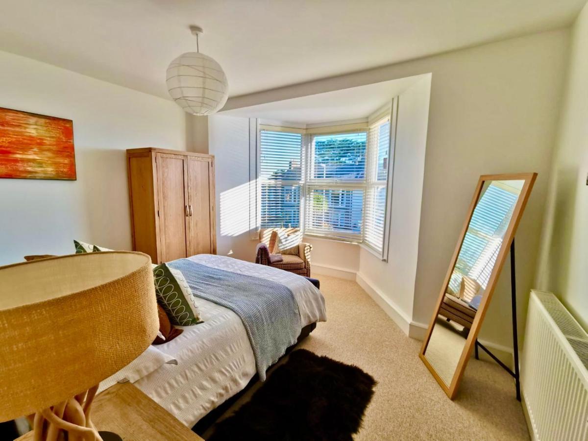 Апартаменты Seashells At 2 Trencrom Court St Ives Carbis Bay Экстерьер фото